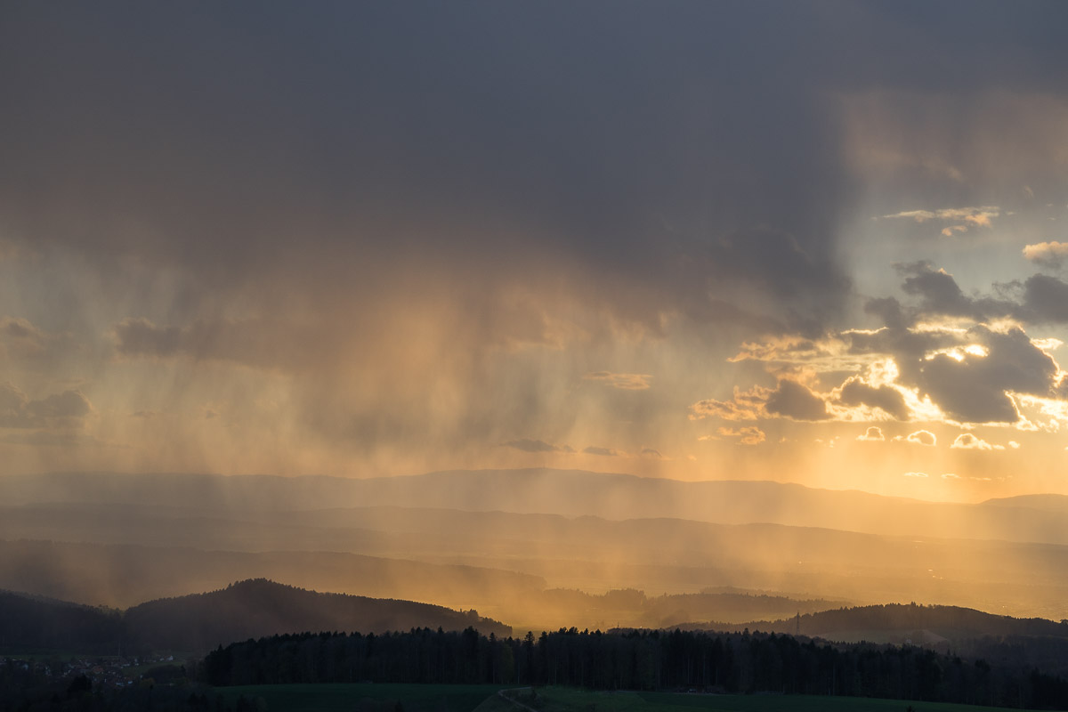 was der Vorhang trennt